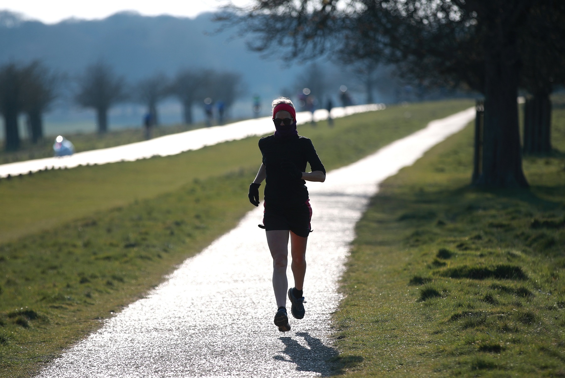 Stephanie Hegarty: Dumbarton woman in run challenge for charity