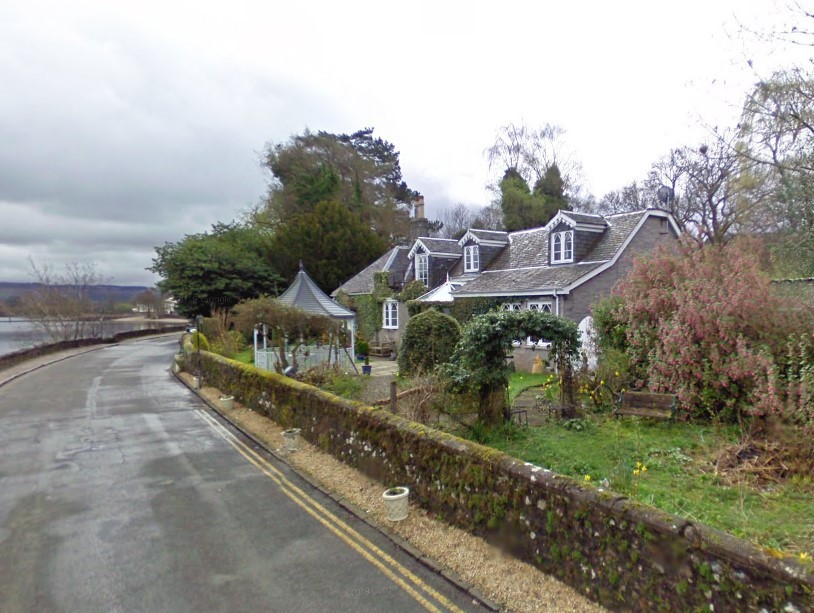 B&B owner begs for more traffic control on busy Loch Lomond road