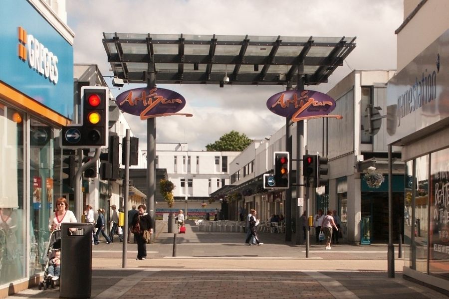 Artizan Shopping Centre: Council negotiating deal to buy Dumbarton retail site