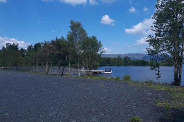 The Camstraddan Slate Quays site is on the banks of Loch Lomond