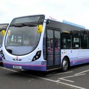 First Bus engineers in Glasgow back strike action